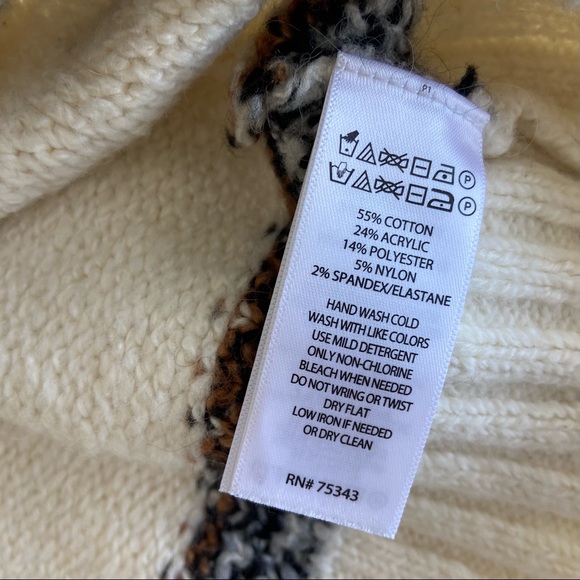 Like new! Oatmeal color Nicole Miller super soft fair isle mock neck sweater - Picture 5 of 5